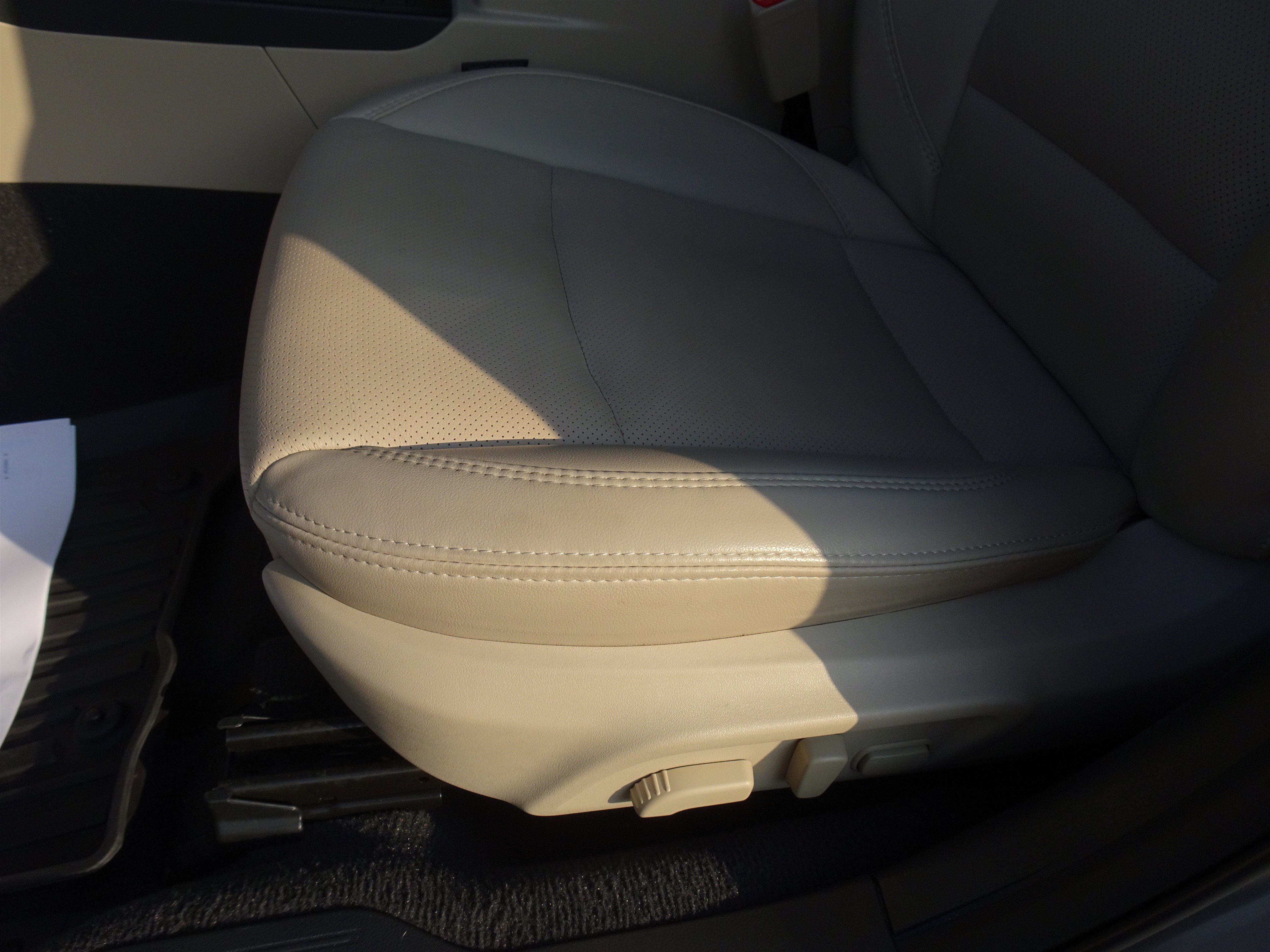 Used 2019 Subaru Outback 2.5i Limited AWD/4WD image 10