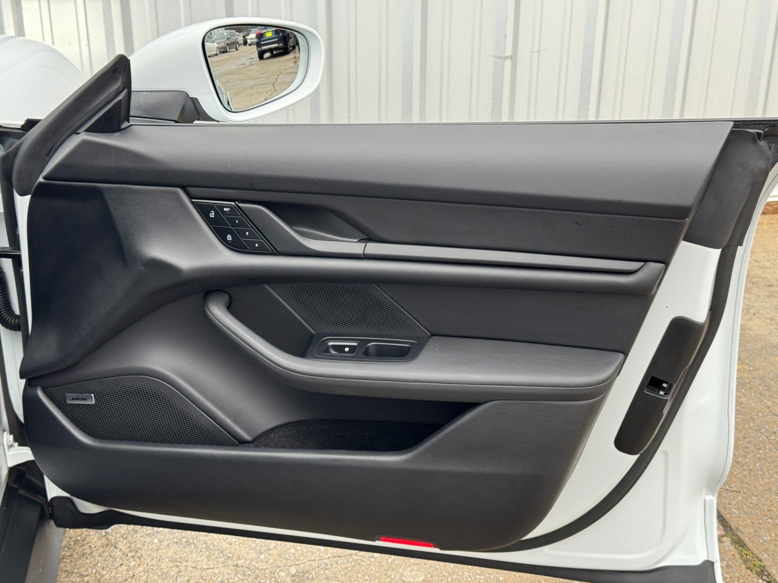 Used 2023 Porsche Taycan image 41