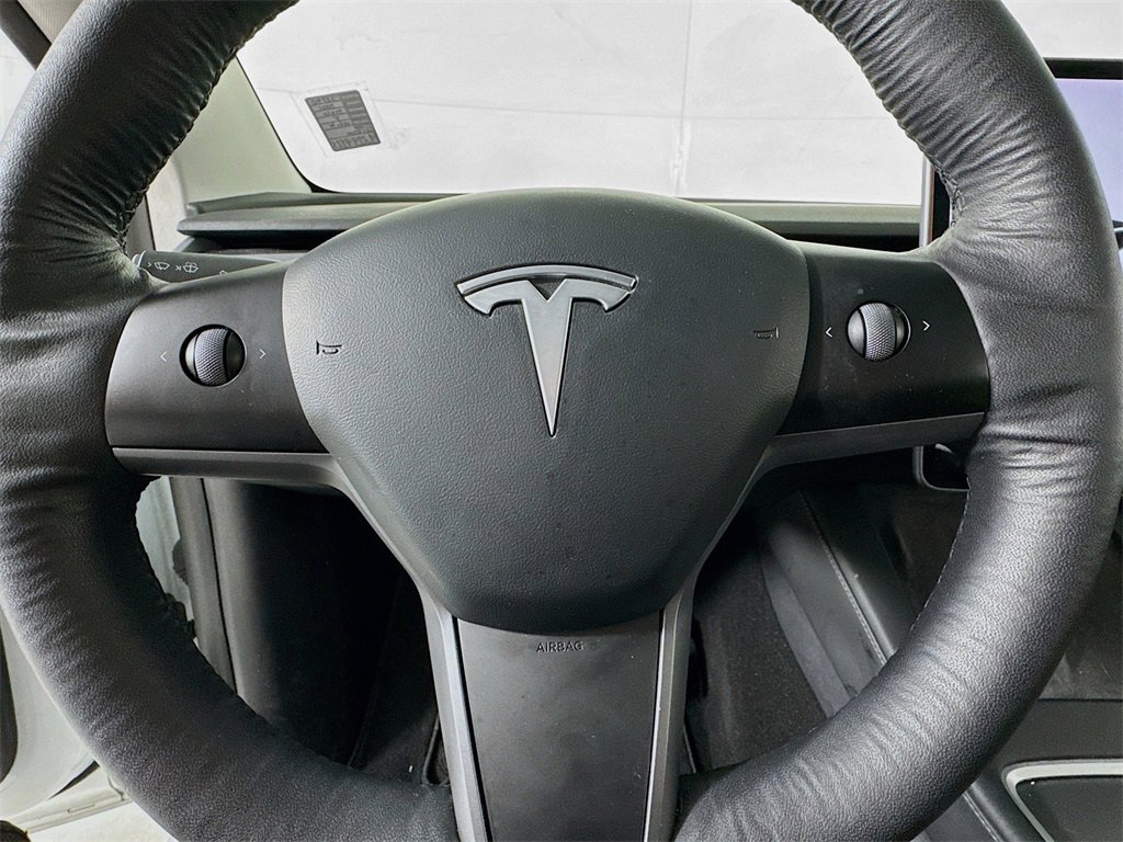 Used 2021 Tesla Model Y Long Range image 57
