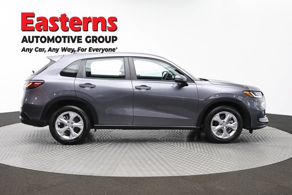 Used 2023 Honda HR-V LX image 4