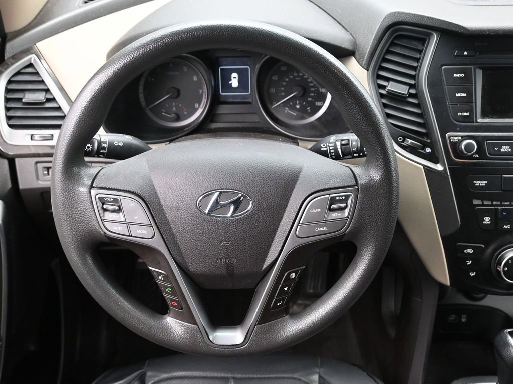 Used 2018 Hyundai Santa Fe Sport image 18