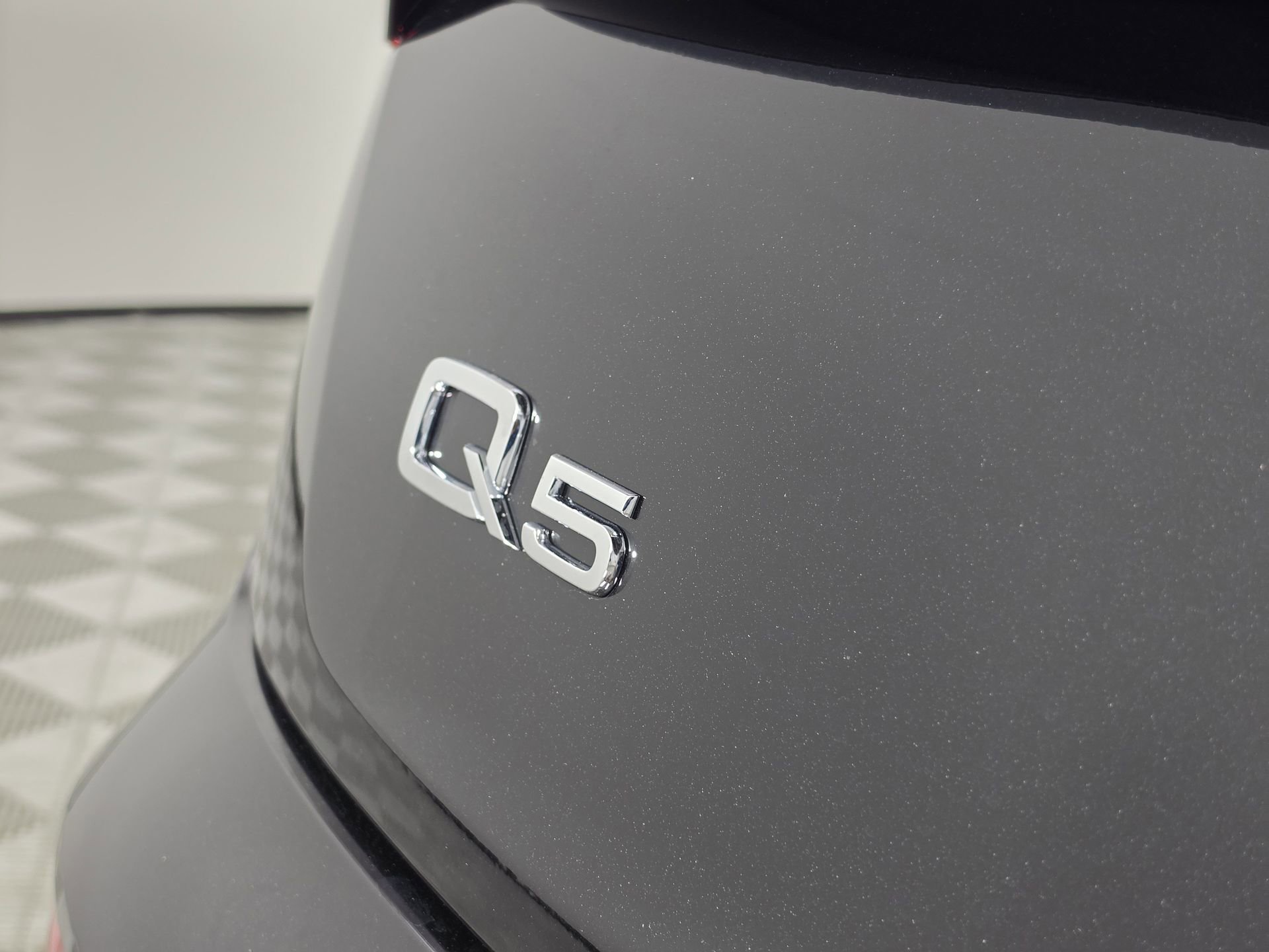 Certified 2023 Audi Q5 2.0T Premium Plus w/ Premium Plus Package AWD/4WD image 11
