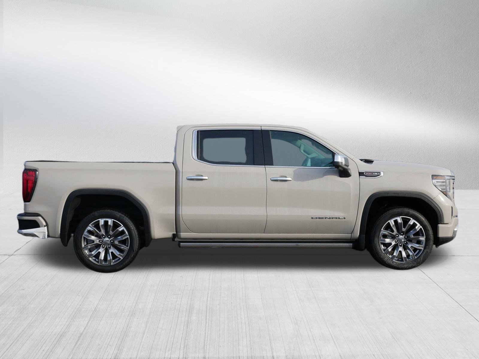New 2026 GMC Sierra 1500 Denali w/ Denali Reserve Package image 6