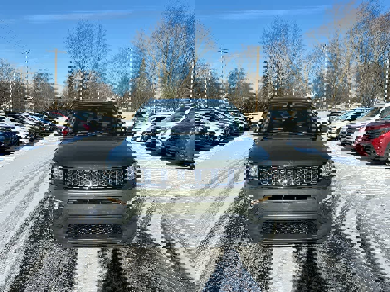 Used 2018 Jeep Compass Latitude w/ Cold Weather Group image 16