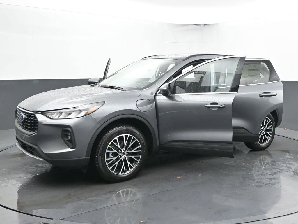 New 2026 Ford Escape SE w/ Class II Trailer Tow Package image 55