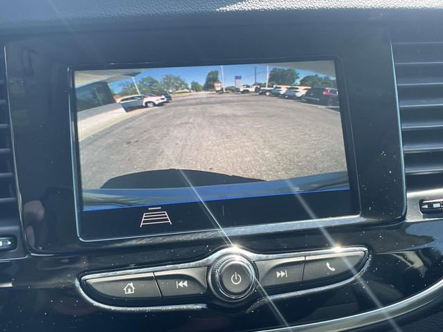Used 2022 Buick Encore Preferred w/ Safety Package FWD image 27