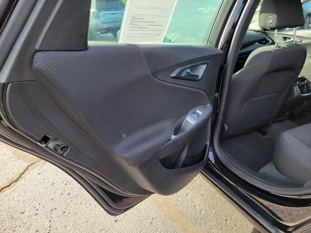 Used 2025 Chevrolet Malibu LT FWD image 19