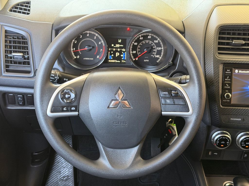 Used 2025 Mitsubishi Outlander Sport ES AWD/4WD image 4