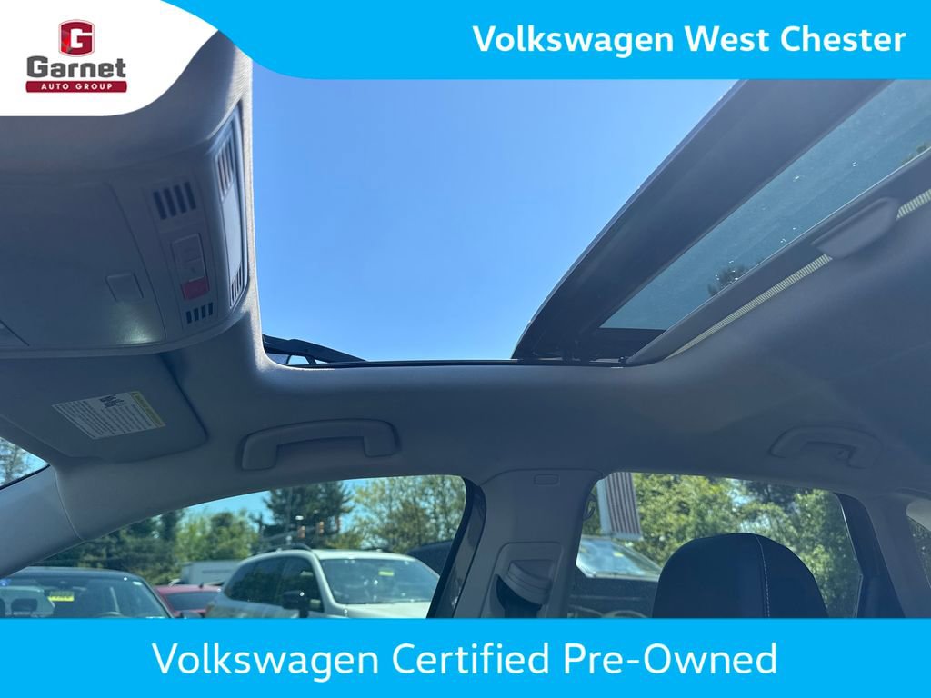 Used 2025 Volkswagen Jetta SEL FWD image 20