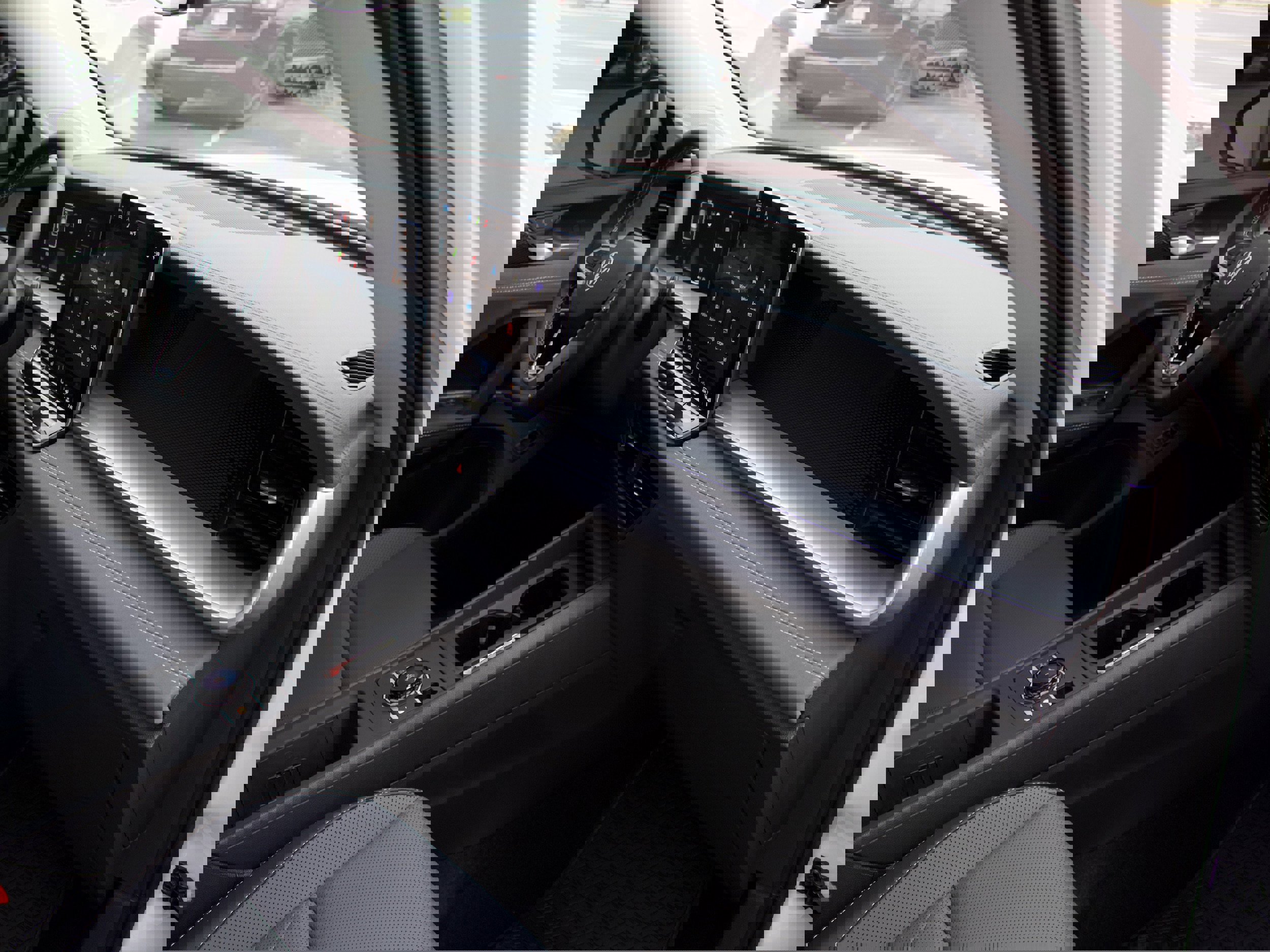 New 2025 Volkswagen Tiguan SE image 34