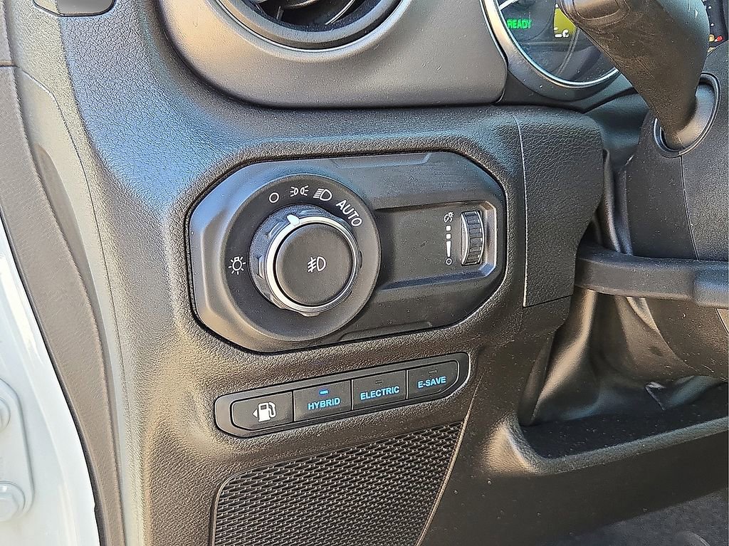 Used 2023 Jeep Wrangler Unlimited w/ 8.4" Radio Group image 24