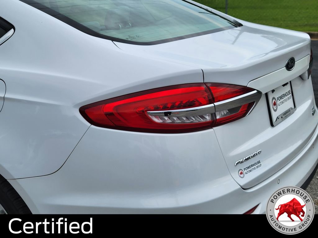 Used 2020 Ford Fusion SE FWD image 13