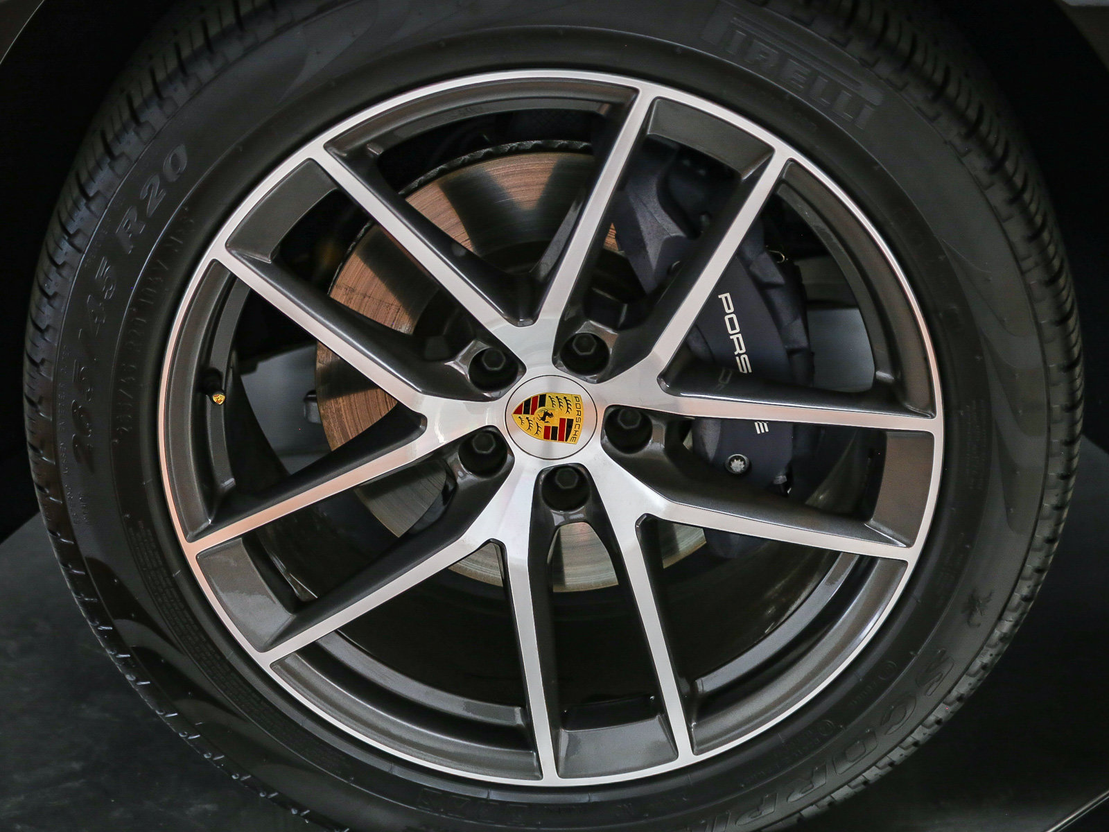 Certified 2026 Porsche Macan AWD/4WD image 13