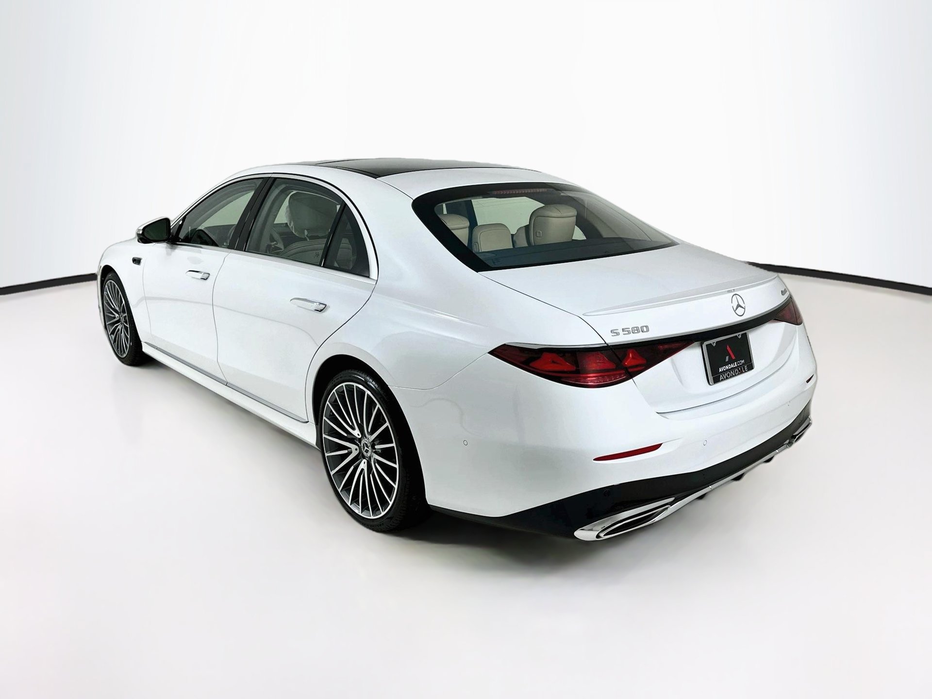 New 2027 Mercedes-Benz S 580 4MATIC Sedan image 6