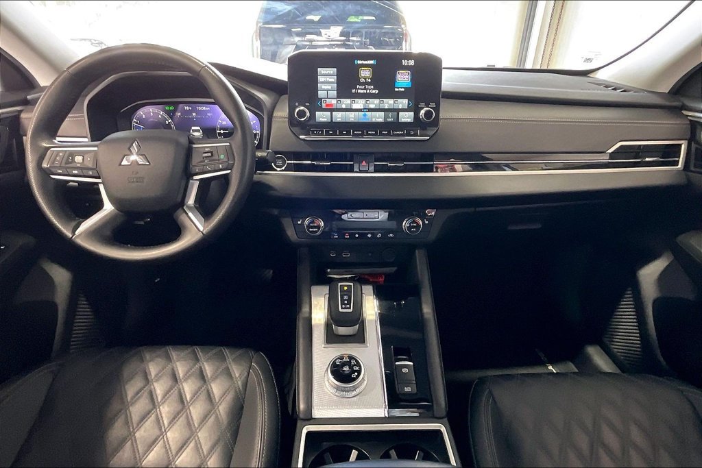 Used 2024 Mitsubishi Outlander SEL FWD image 6
