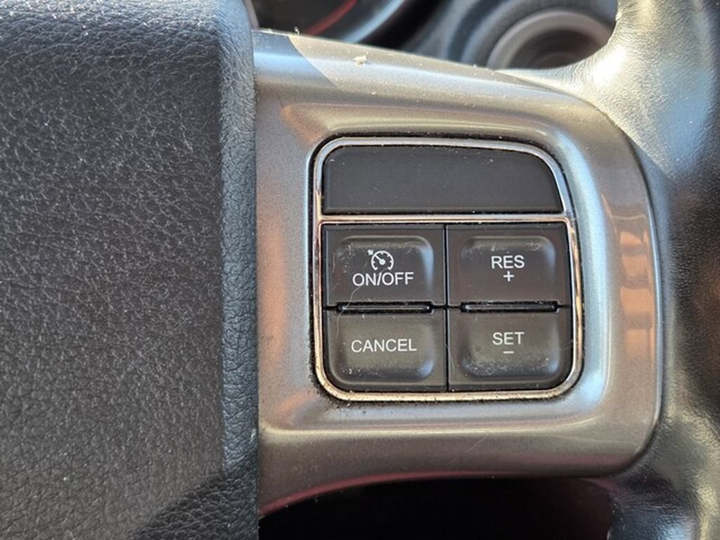 Used 2020 Dodge Journey Crossroad w/ Popular Equipment Group FWD image 27