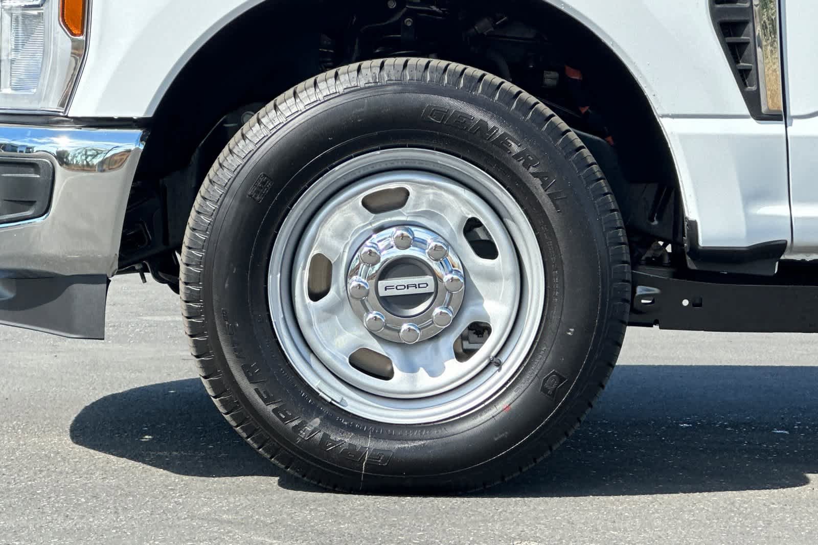 New 2026 Ford F350 XL w/ XL Chrome Package image 25