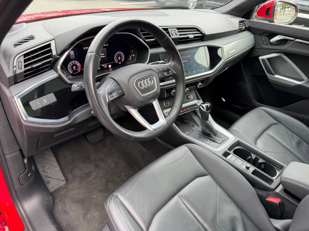 Used 2021 Audi Q3 2.0T Premium Plus w/ Premium Plus Package AWD/4WD image 18
