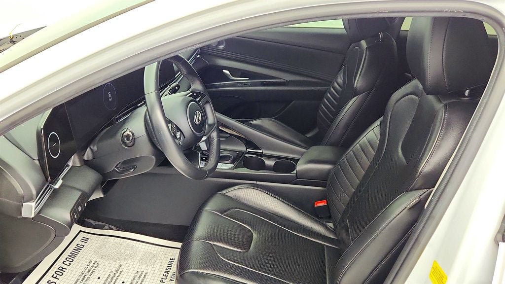 Used 2024 Hyundai Elantra Limited FWD image 21