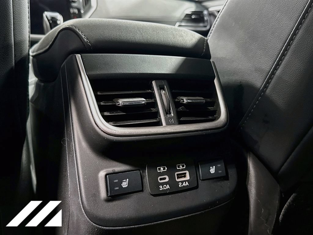 Used 2024 Subaru Outback Touring AWD/4WD image 28
