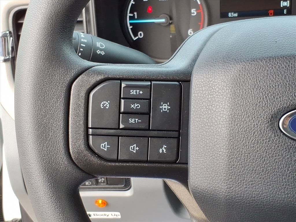 New 2025 Ford F550 4x4 Regular Cab Super Duty image 17