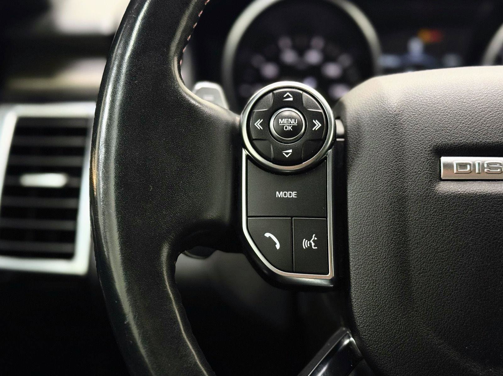 Used 2017 Land Rover Discovery HSE image 19