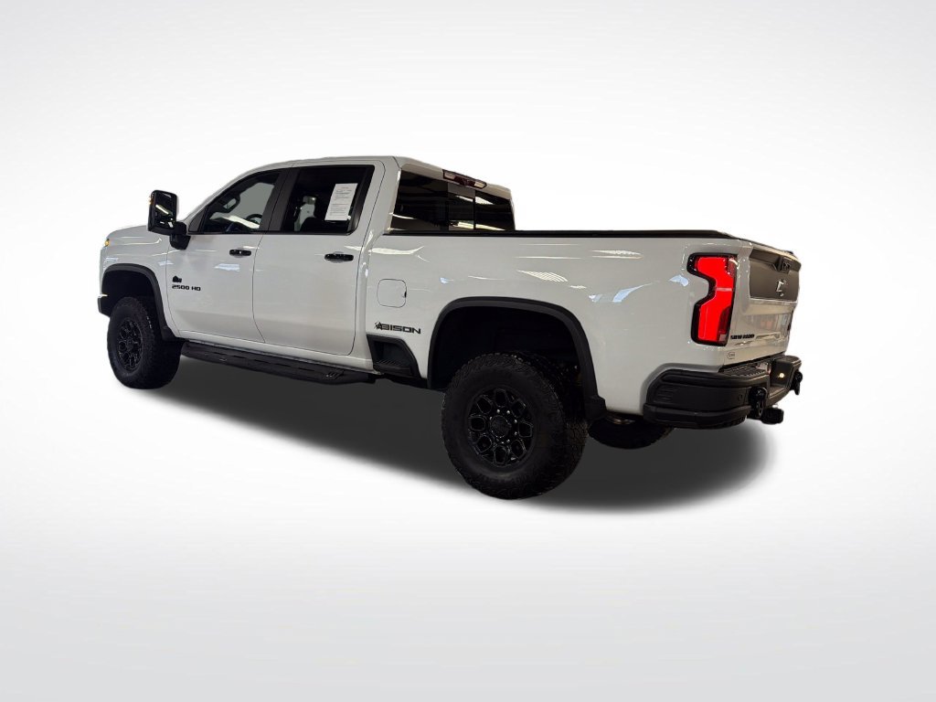 Used 2025 Chevrolet Silverado 2500 ZR2 w/ ZR2 Bison Edition AWD/4WD image 3