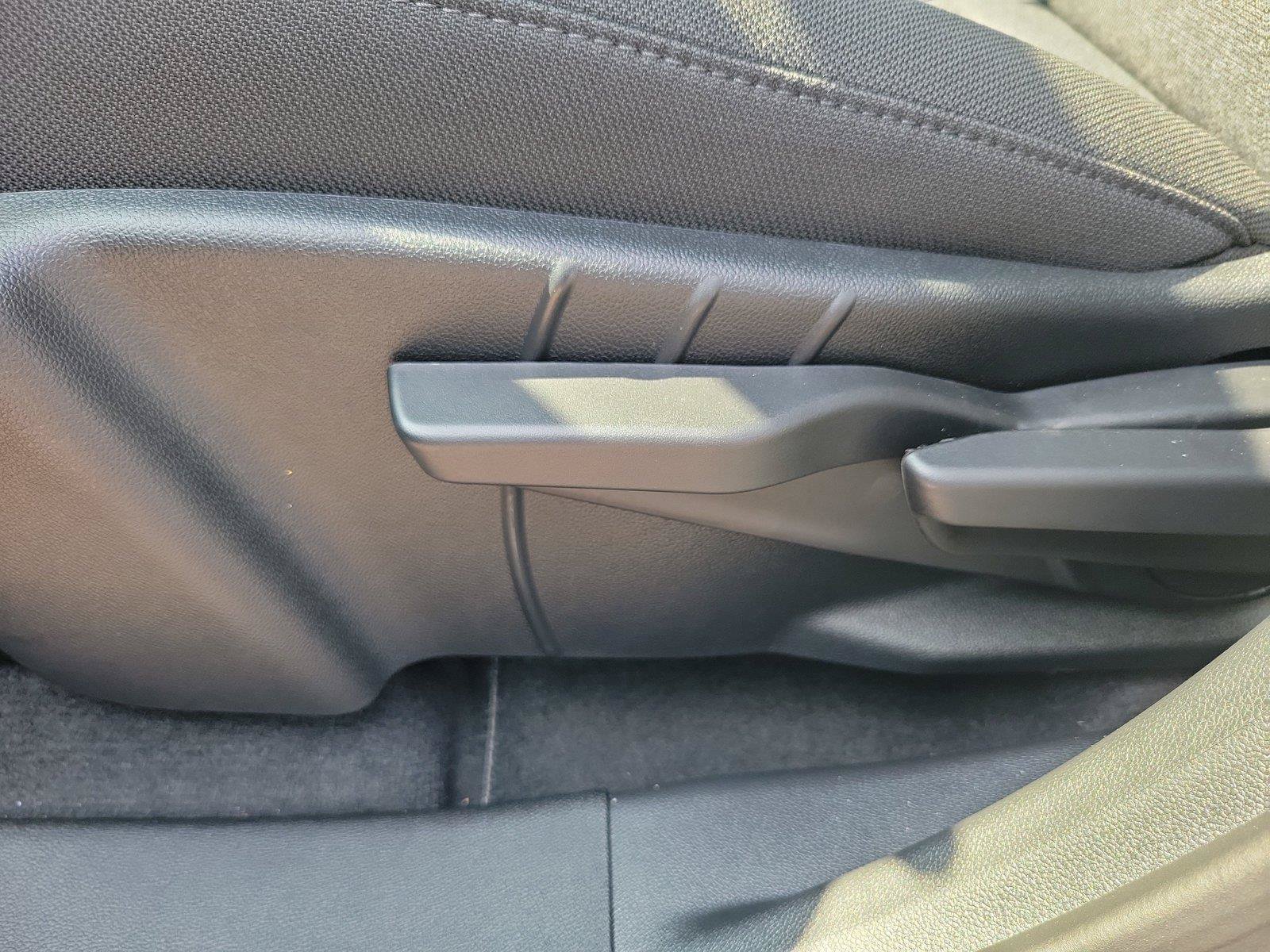 New 2027 GMC Terrain Elevation FWD image 19