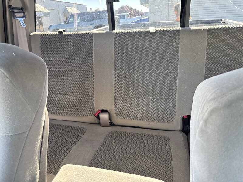 Used 2001 Ford F150 XLT RWD image 26