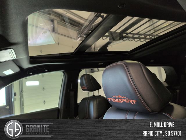 Used 2025 Honda Pilot TrailSport image 20