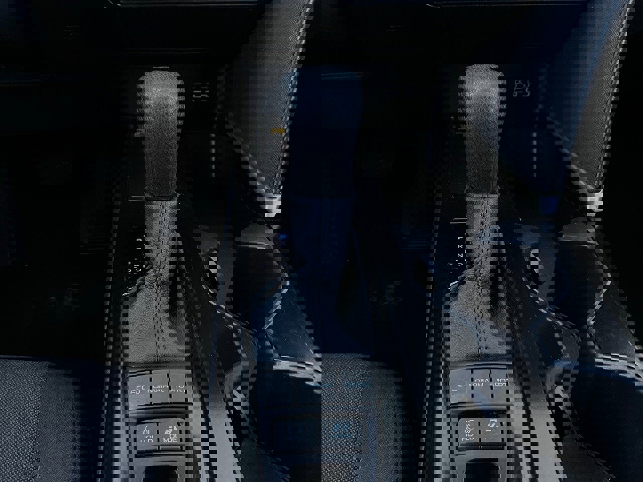 Used 2025 Toyota Camry LE image 22