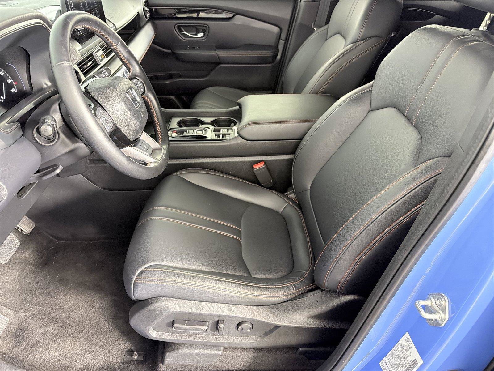 Used 2023 Honda Pilot TrailSport image 7