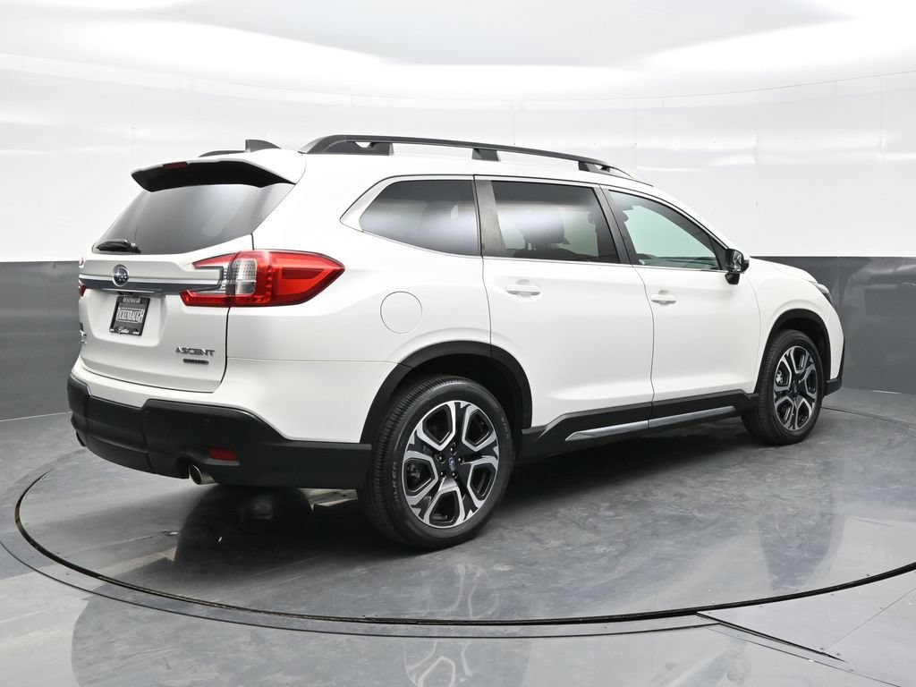 Used 2023 Subaru Ascent Limited AWD/4WD image 7