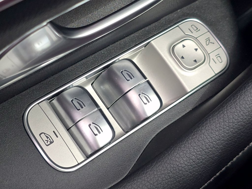 Certified 2026 Mercedes-Benz GLS 450 4MATIC image 30