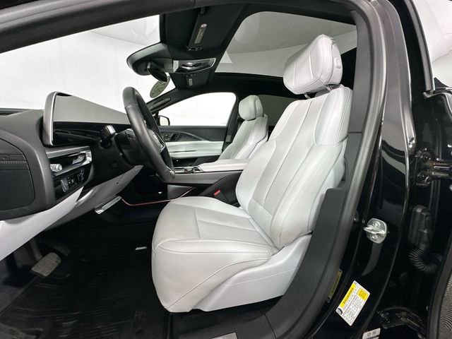 Used 2024 Cadillac Lyriq Sport image 4