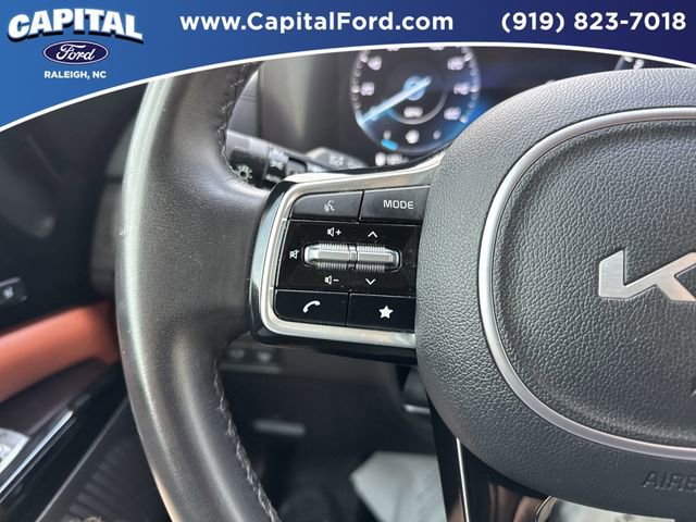 Used 2024 Kia Carnival SX image 21