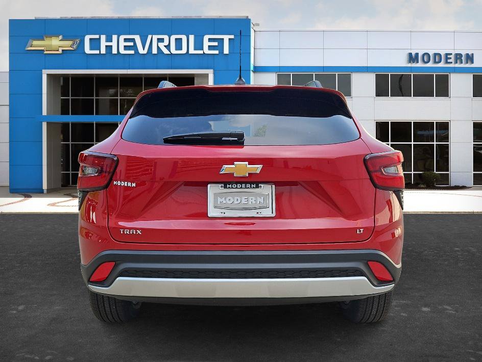 New 2026 Chevrolet Trax LT FWD image 4