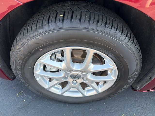 Used 2023 Chrysler Pacifica Touring-L FWD image 23