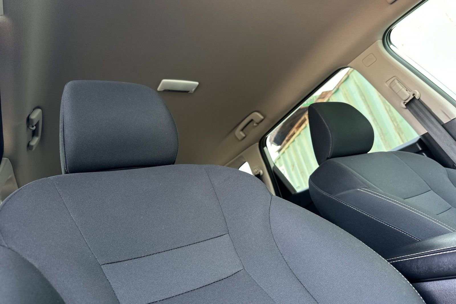 Used 2024 Nissan Rogue S image 19