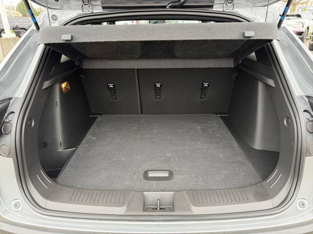 Used 2025 Chevrolet Trax RS w/ Driver Confidence Package image 33