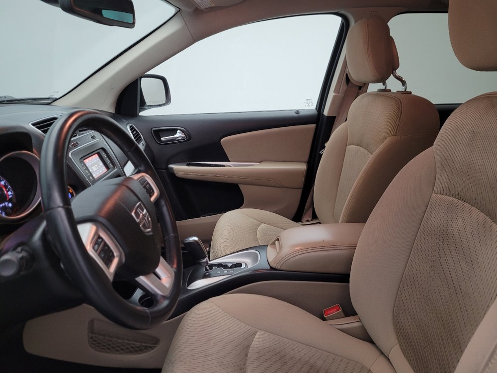 Used 2019 Dodge Journey SE w/ Connectivity Group FWD image 17