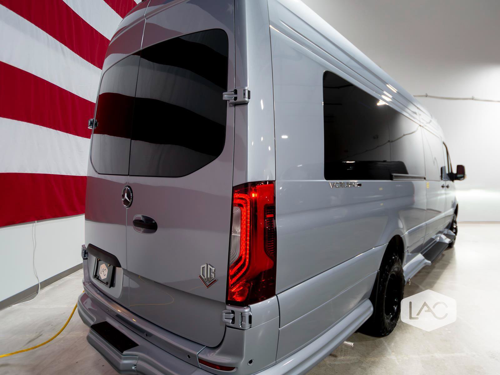 Used 2025 Mercedes-Benz Sprinter 3500 image 12