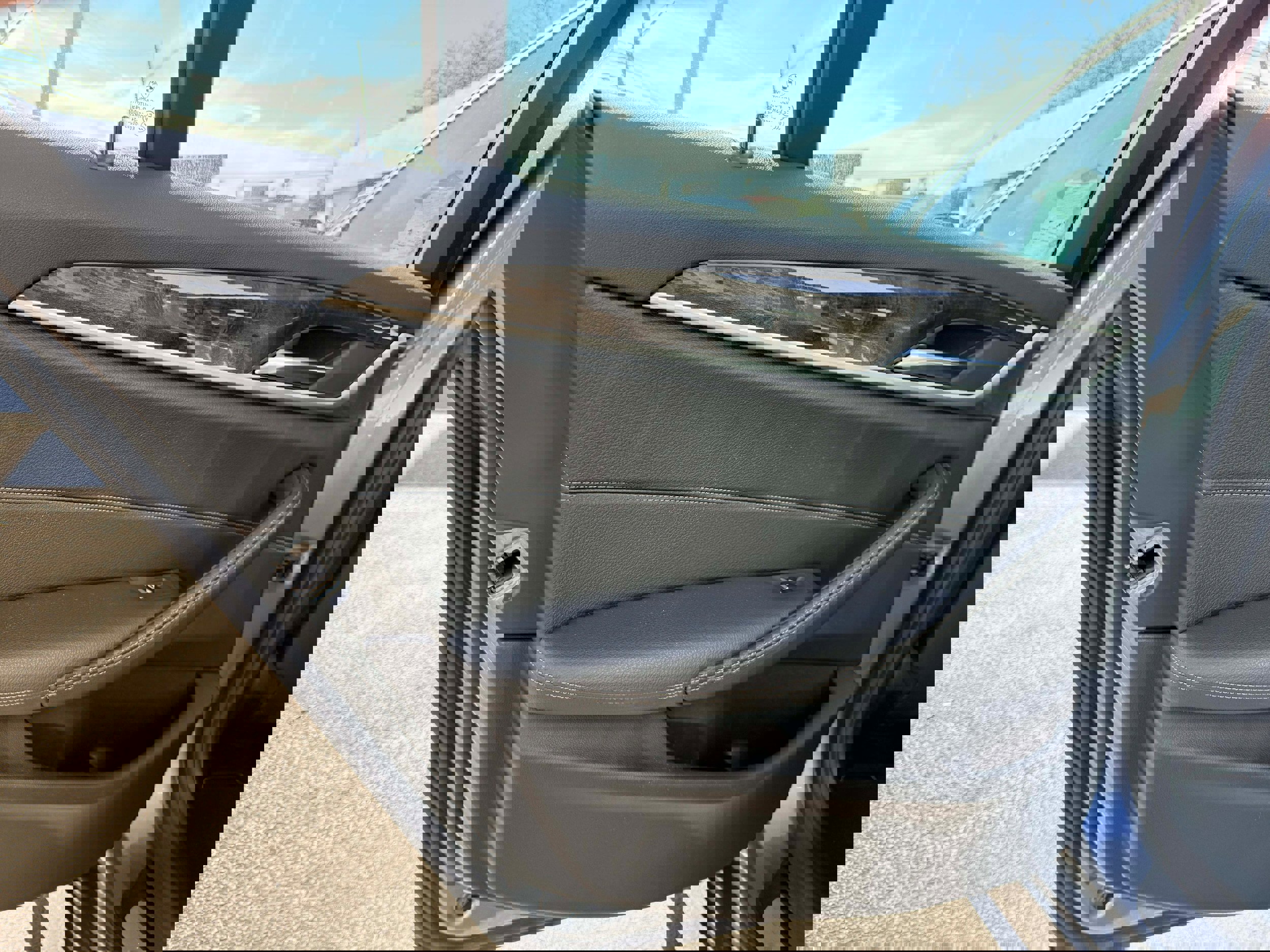 Used 2019 BMW 530e xDrive 530e xDrive iPerformance image 12