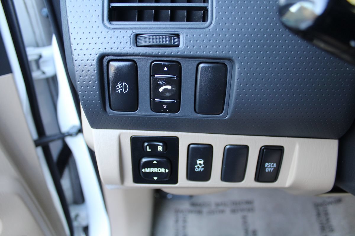 Used 2009 Toyota Tacoma PreRunner RWD image 26