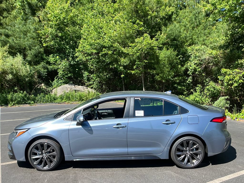 New 2026 Toyota Corolla SE FWD video 2