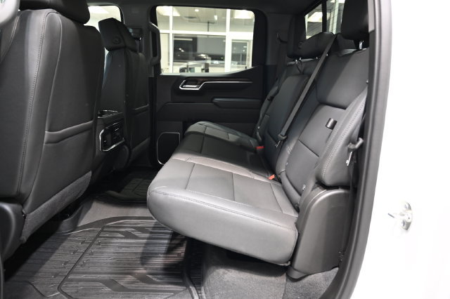 New 2026 GMC Sierra 1500 SLT AWD/4WD image 14