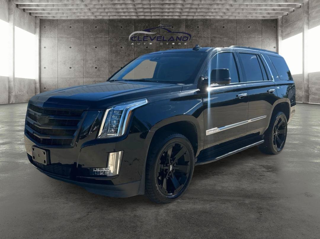 Used 2018 Cadillac Escalade Luxury AWD/4WD image 8