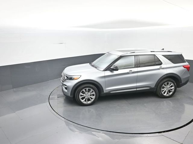 Certified 2023 Ford Explorer Limited w/ Limited Technology Package image 25