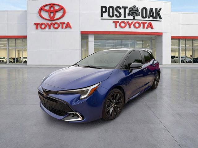 Used 2025 Toyota Corolla XSE image 1