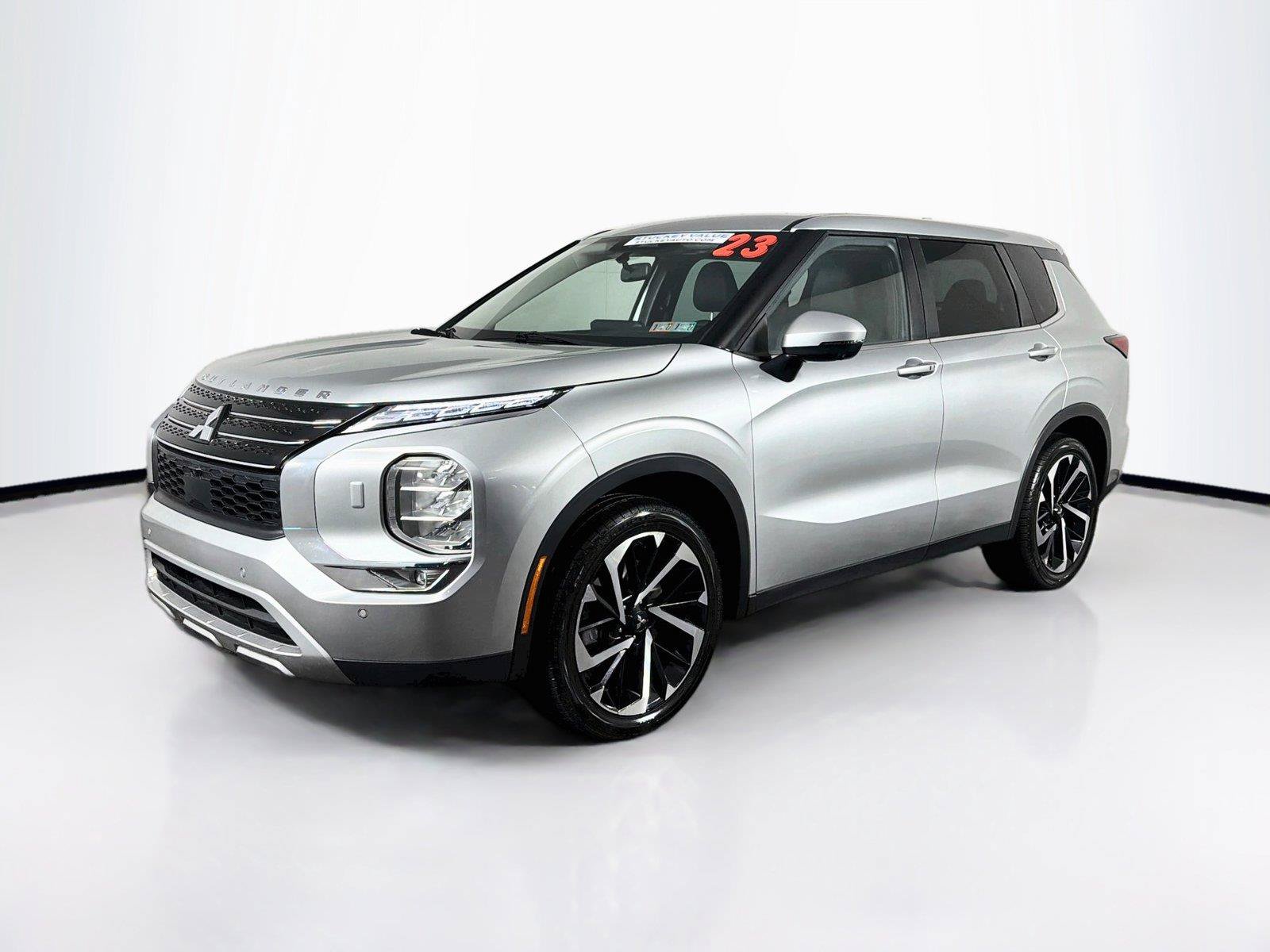 Used 2023 Mitsubishi Outlander SE AWD/4WD image 7